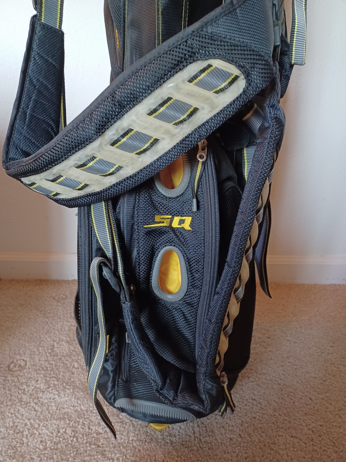 Nike Sasquatch Golf Stand Bag 14way Divider SQ Black Yellow No Cover