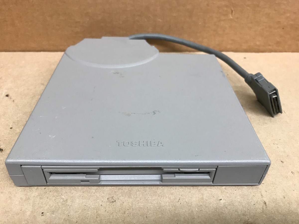 Toshiba FDD Attachment Case & External 3.5 Floppy Drive PA2611U