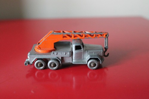 Lesney 2.8” CRANE TRUCK MAGIRUS DUETZ Diecast Vintage Grey Orange No:30 MATCHBOX - Picture 2 of 8