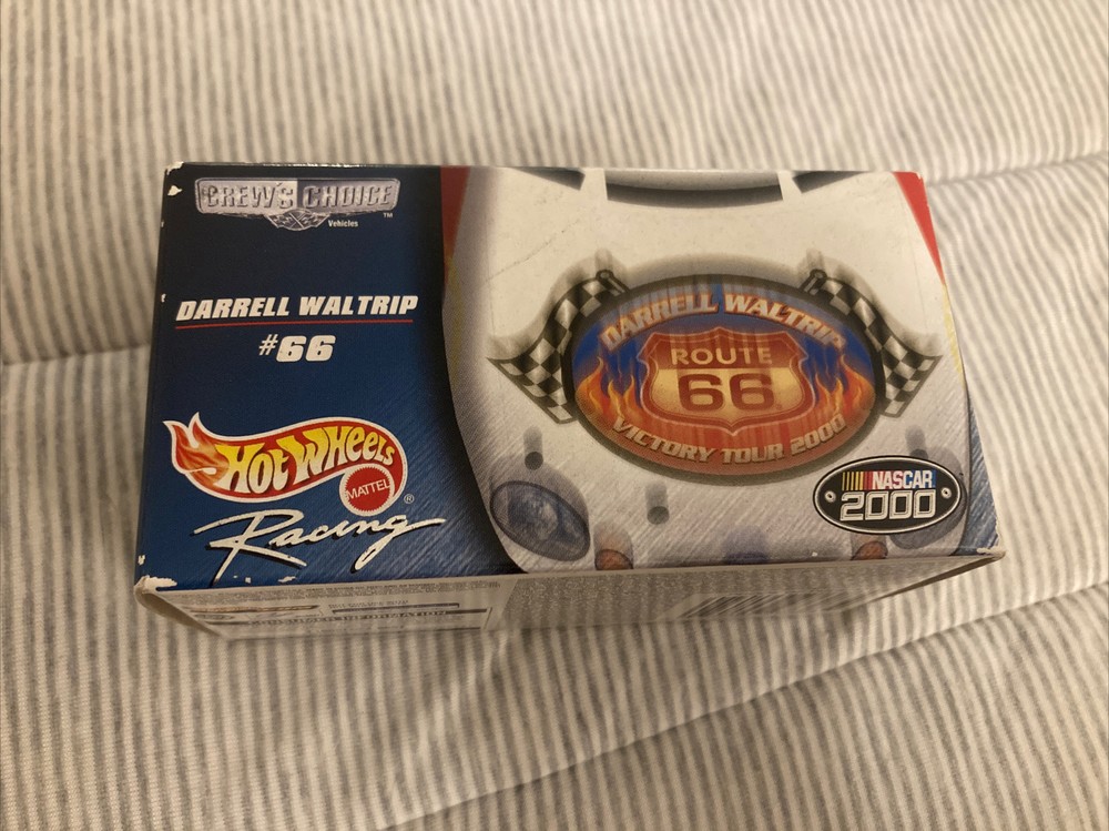 Darrell Waltrip #66 Hot Wheels Racing Crews Choice NASCAR 2000 Replica Model