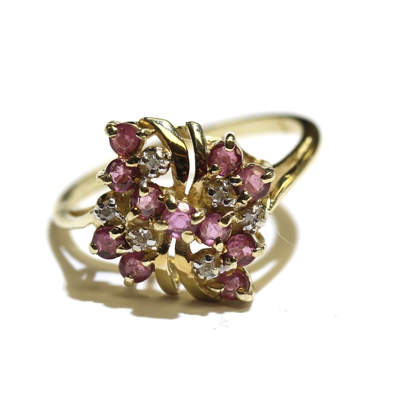 14k yellow gold .03ct VS1 G diamond natural ruby gemstone cluster ring 3.1g 7