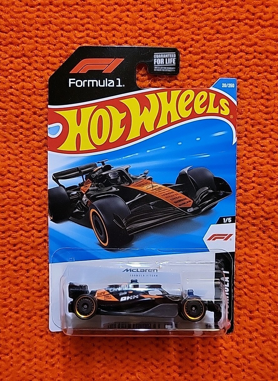 2026 Hot Wheels McLaren Formula 1 Team FORMULA 1 1/5