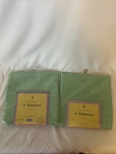 Sultan’s Linens Fabric  Floral Brocade 4 Pack Napkin Set Is 2 (8) Napkins NEW 1O
