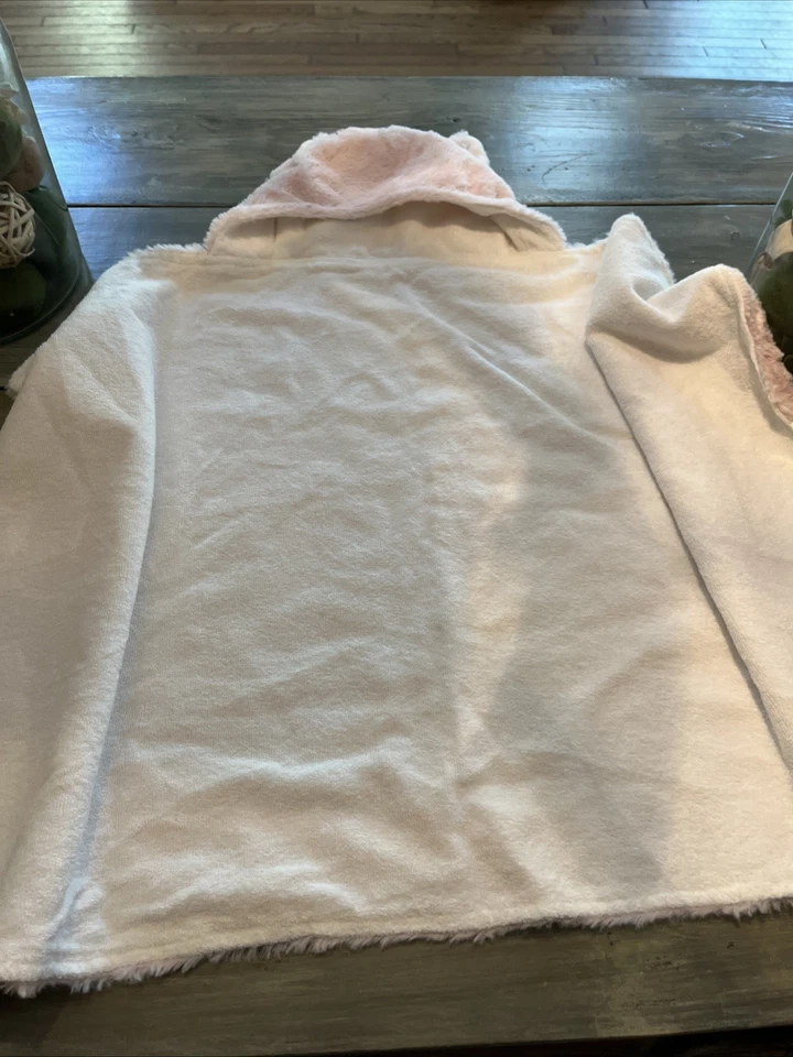 Toalla con capucha Pottery Barn Kids de piel sintética Minky Baby rosa claro oso gato Foto 4 de 4