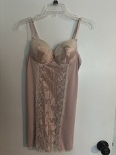 5 Pc Lingerie Women  s Medium Great Condition