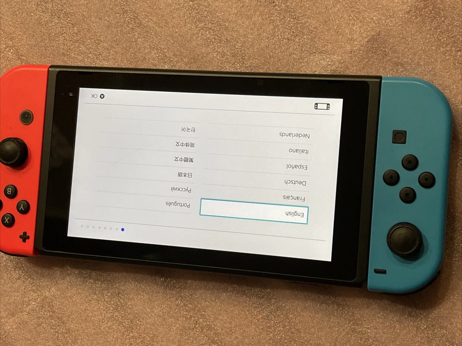 Nintendo HAC001 Switch Gaming System w/ Neon & Blue Joy Con No Dock