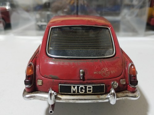 Autoart Millennium 1/18 MGB GT Coupe restored aged model custon car - Picture 5 of 10
