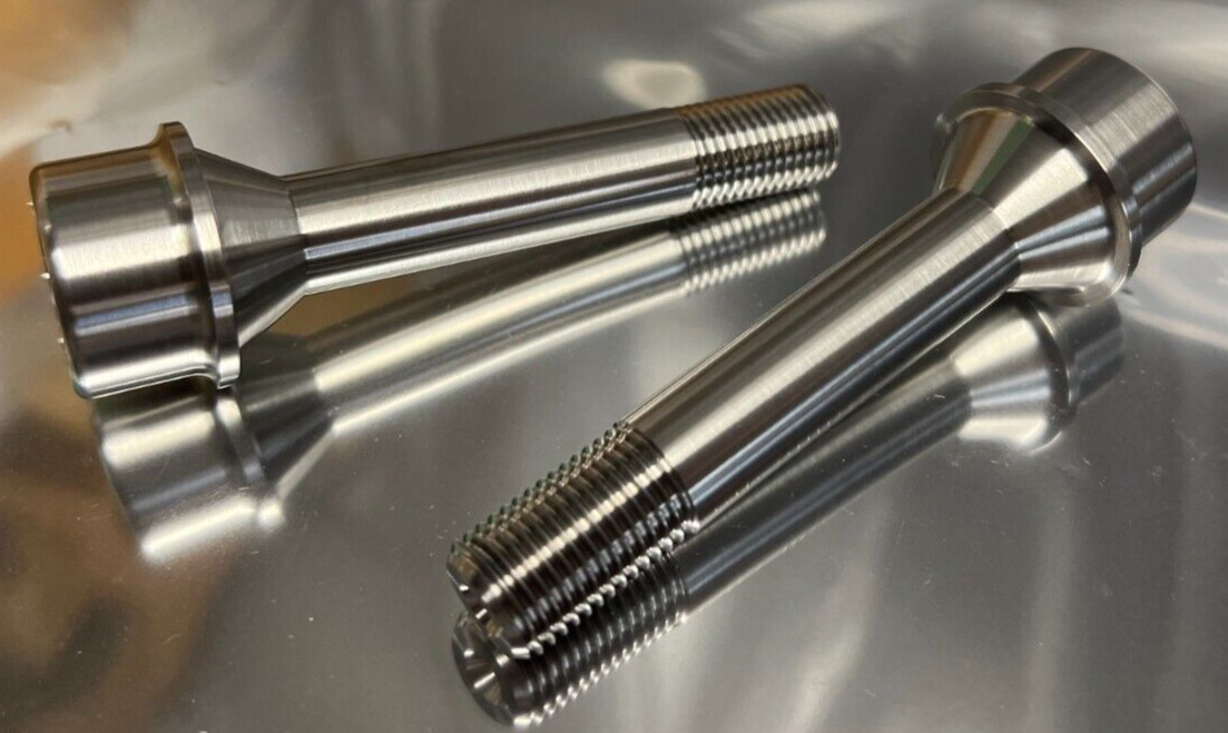 20x Ferrari Titanium Lug Bolts M14X1.5 60 deg seat 17HEX 72mm for 20mm spacers
