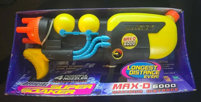 VTG 2001 LARAMI  HASBRO SUPER SOAKER MAX D 6000 SQUIRT WATER GUN TOY NEW IN BOX