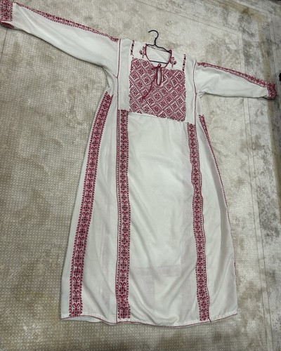 White Vintage Palestinian Traditional Thobe- Hand-Embroidered Tatreez Dress - Picture 4 of 18