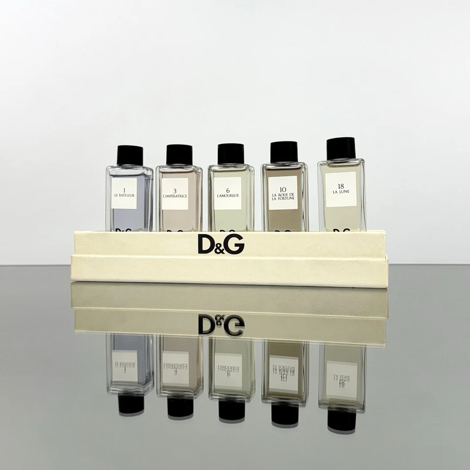 Dolce & Gabbana Juego de 5 piezas MEZCLA D&G 1 - D&G 3 - D&G 6 - D&G 10 - D&G 18 20 ml EDT Foto 3 de 3