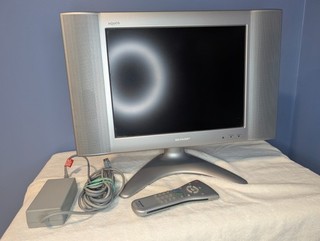 Sharp 15” Color TV Television Aquos Model LC 15B2UA Vintage Retro LCD w/ Remote