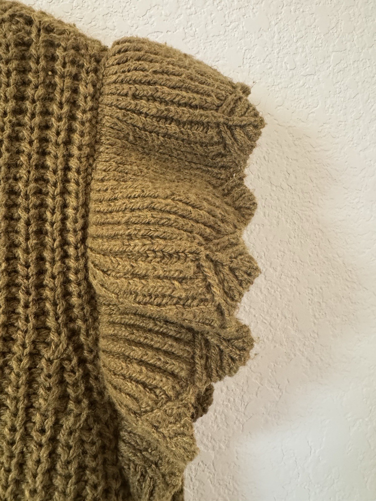 Universal Thread Olive Knit Pullover Sweater XS R… - image 3