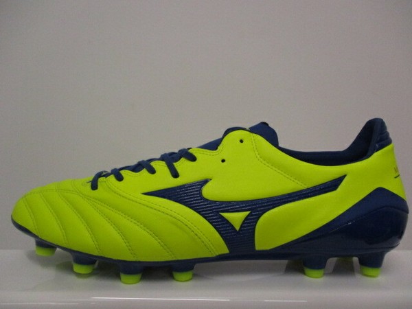 mizuno boots uk