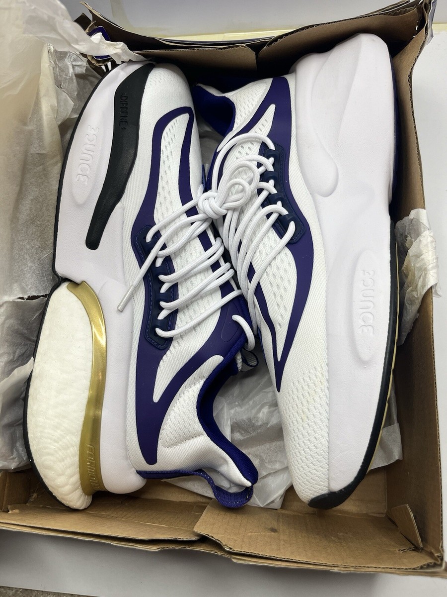 Adidas AlphaBoost V1 Washington Huskies Men's Size 11 Shoes New