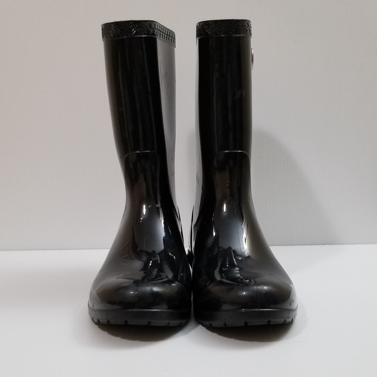 UGG Women's Rain Boots Size Black Waterproof Pull On Fur Insole