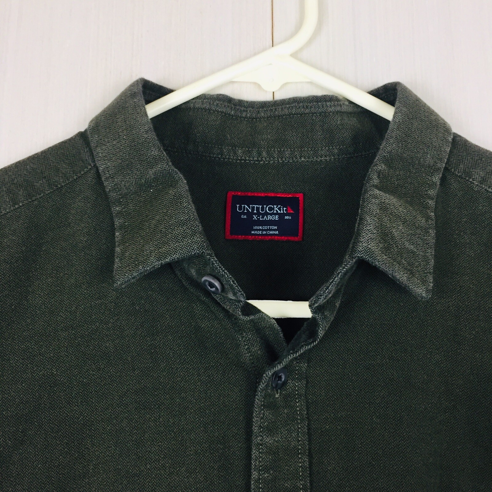 UNTUCKit Men Dark Gray Solid Button Up Long Sleev… - image 3