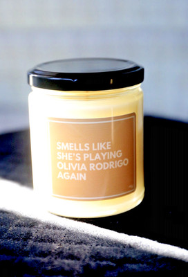 Olivia Rodrigo - Pillar Candle - Smells Like She's Playing Olivia Rodrigo Again