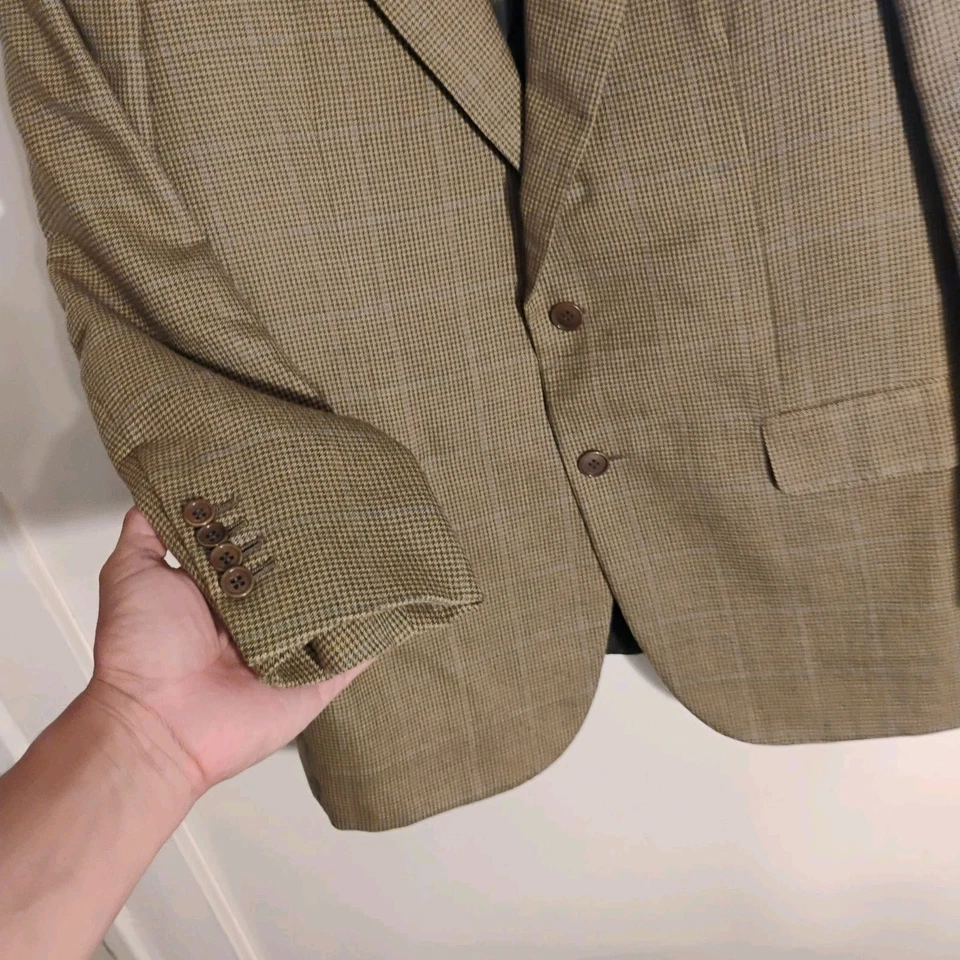 Saint Andrews Handmade Italy 100% cashmere Luxury Mens Check sport coat 2btn - Image 4 of 4