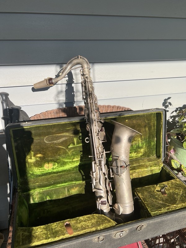 Frank Holton Silver Plate Saxophone C 25247 LP