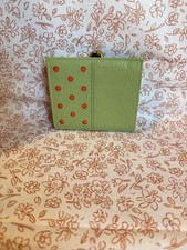 Vintage Buxton Cowhide Leather Kiss Lock Wallet Green