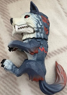 Wow Wee Untamed Dire Wolf von Fingerlings - Midnight sehr guter Zustand funktioniert 