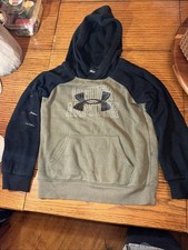 Under Armor Hoodie Boys Size 7 Olive Drab And Black