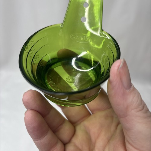 chef'n Zipstrip Herb Stripper Strip, Collect & Measure with Bowl Measurements - Picture 4 of 5