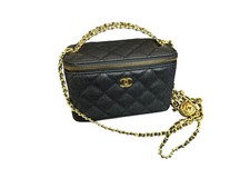 Borsa a tracolla Chanel VIP omaggio trucco vanity case nuova imballata