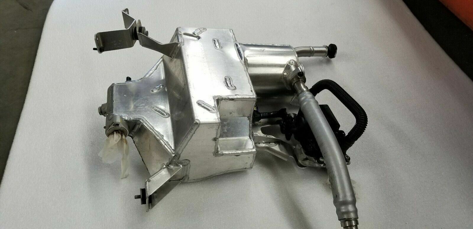 LAMBORGHINI AVENTADOR OIL RESERVOIR SUMP TANK ASSEMBLY OEM 470115373G