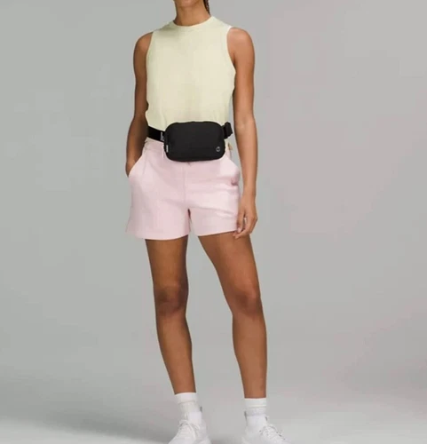 Lululemon Everywhere Belt Bag