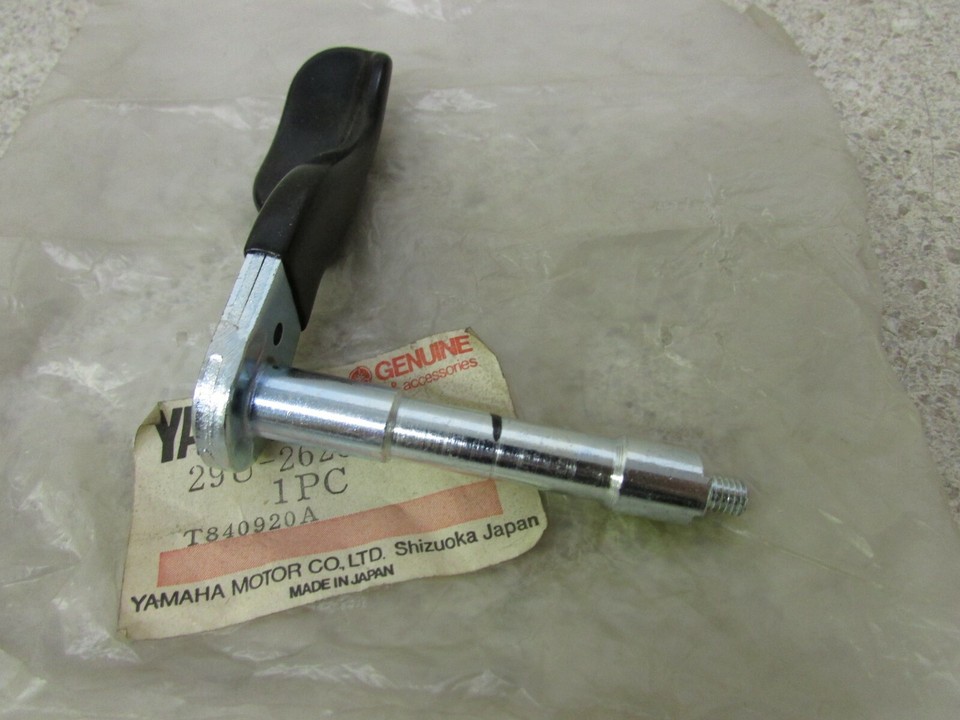 NOS 85 YAMAHA YTM225 YTZ250 86 YFM225 MOTO-4 THUMB THROTTLE LEVER 29U ...