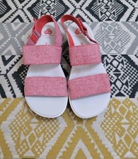 Clarks Cloudsteppers Soft Cushion Backstrap Sandals size 4 EU 37 Raspberry