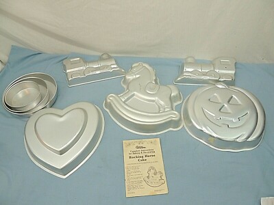 WILTON CAKE MOLDS, 1981, HEART, ROCKING HORSE, PUMPKIN, TRAIN, W/INSTRUCTIONS