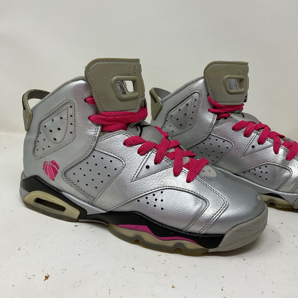 Air Jordan Retro 6 VI GG GS SZ 6Y Valentine's Day Silver Air Jordan Retro 6 VI GG GS SZ 6Y Valentine's Day Silver