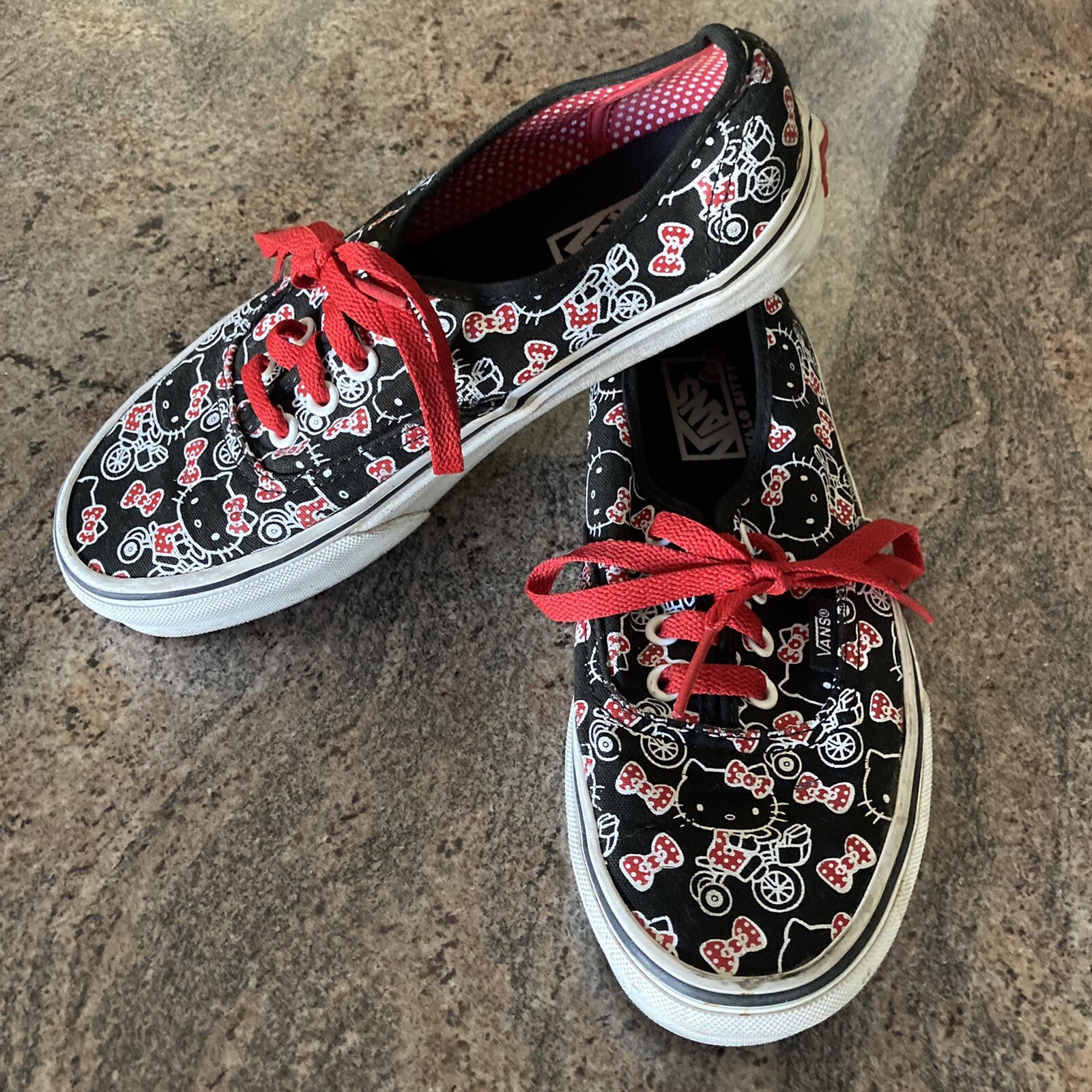 Vans de Hello Kitty para celebrar su 40 aniversario