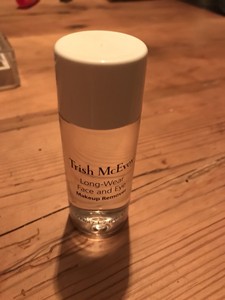 Amazon Com Trish Mcevoy Long Wear Face Eye Makeup Remover 8 4oz