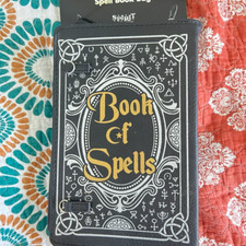 BNWT Book of Spells Purse Spirit Halloween Bag Gothic Zip Up Chain Strap Witch