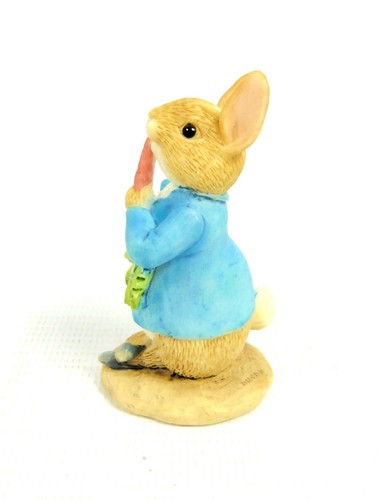 Beatrix Potter 'Peter Ate Some Radishes' Peter Rabbit Mini Figure (A26708) Boxed - Picture 5 of 12