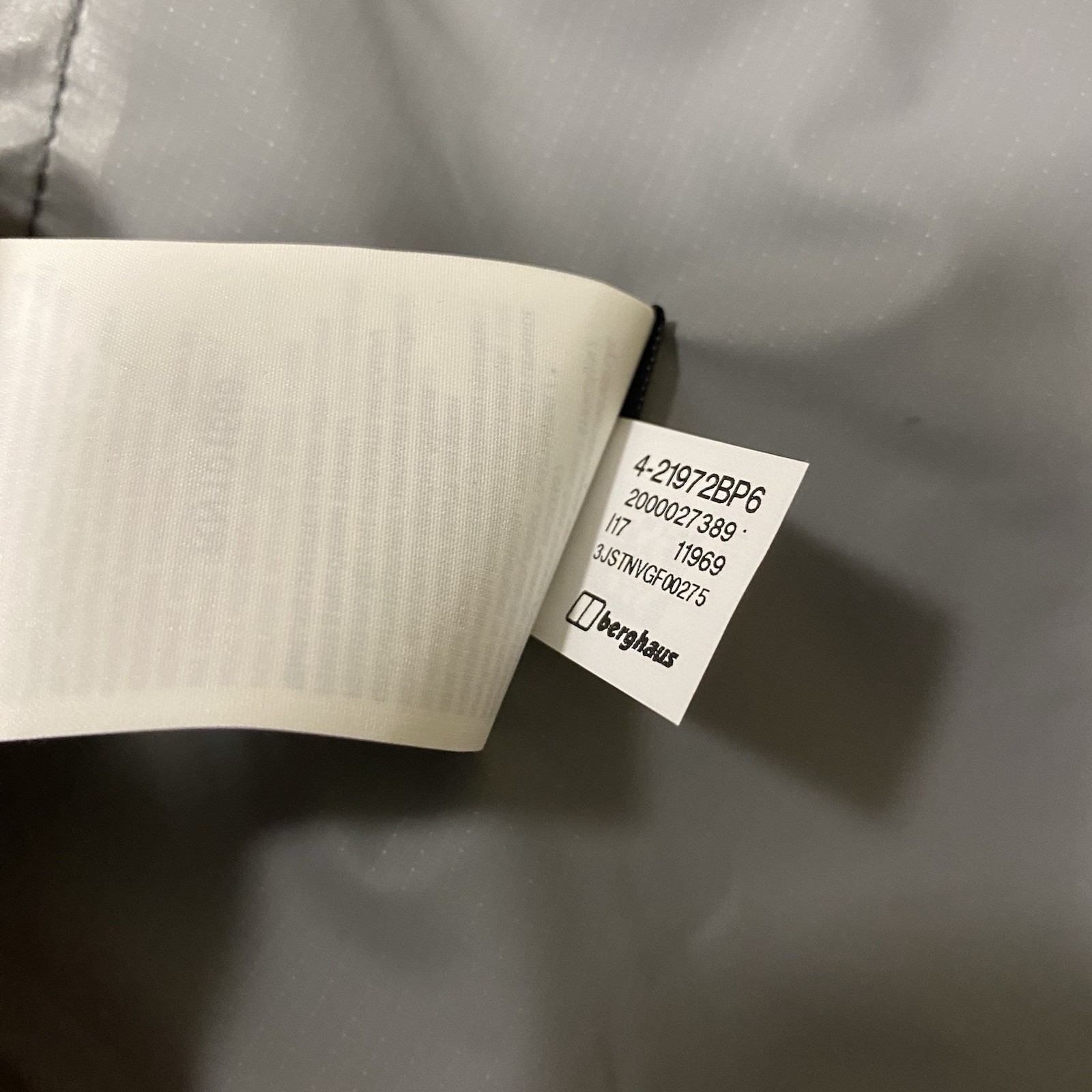 Berghaus Waterproof Hydroshell Membrain Light Jac… - image 10