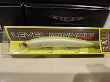 Raid Japan Level Minnow Plus LMP011 Pearly Chartreuse 