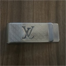 Louis Vuitton Silver Tone LV Logo Money Clip ...