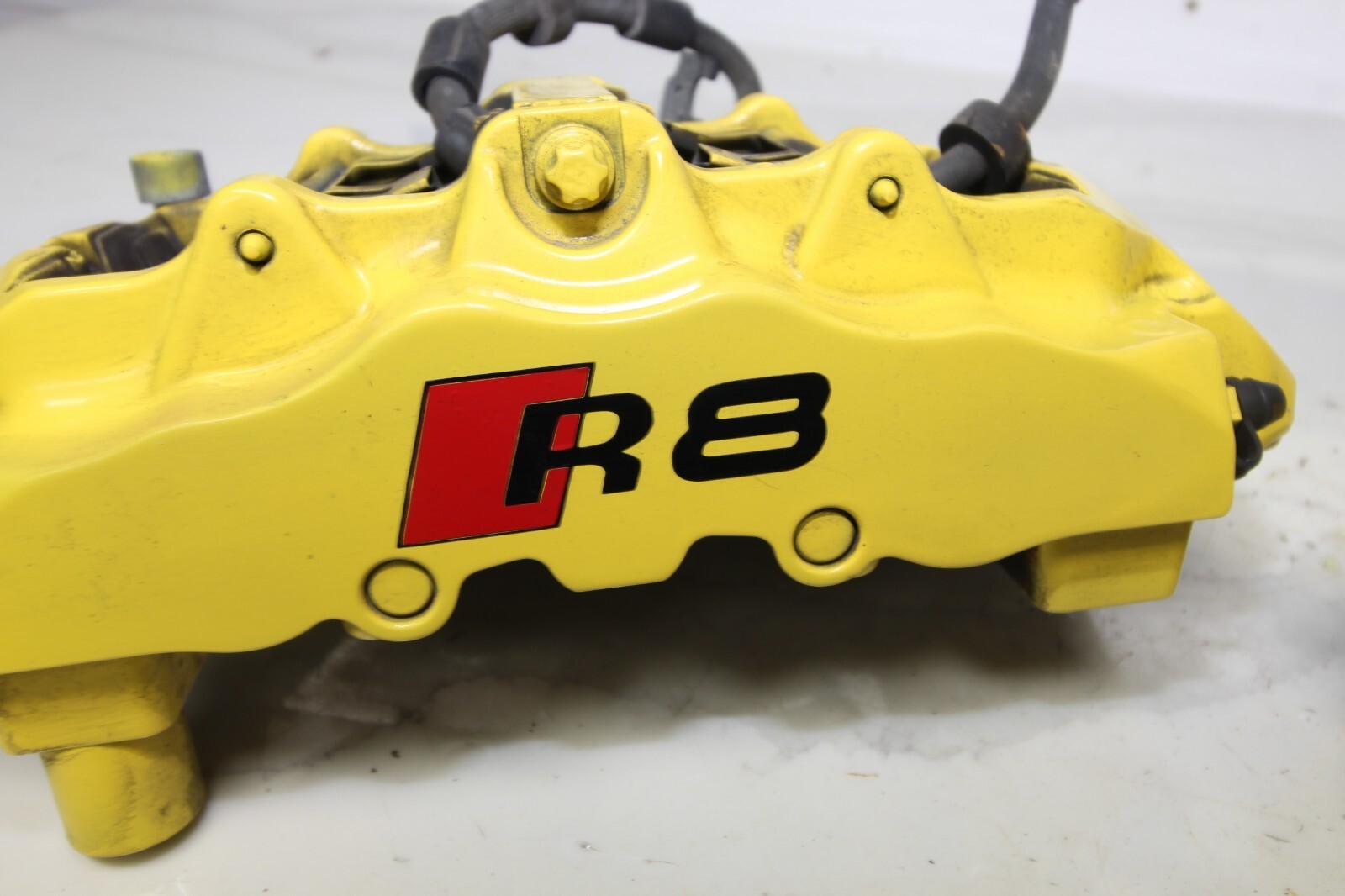 Audi R8 RWS 2017-2021 Front Right Brembo brake calipers with pads Set