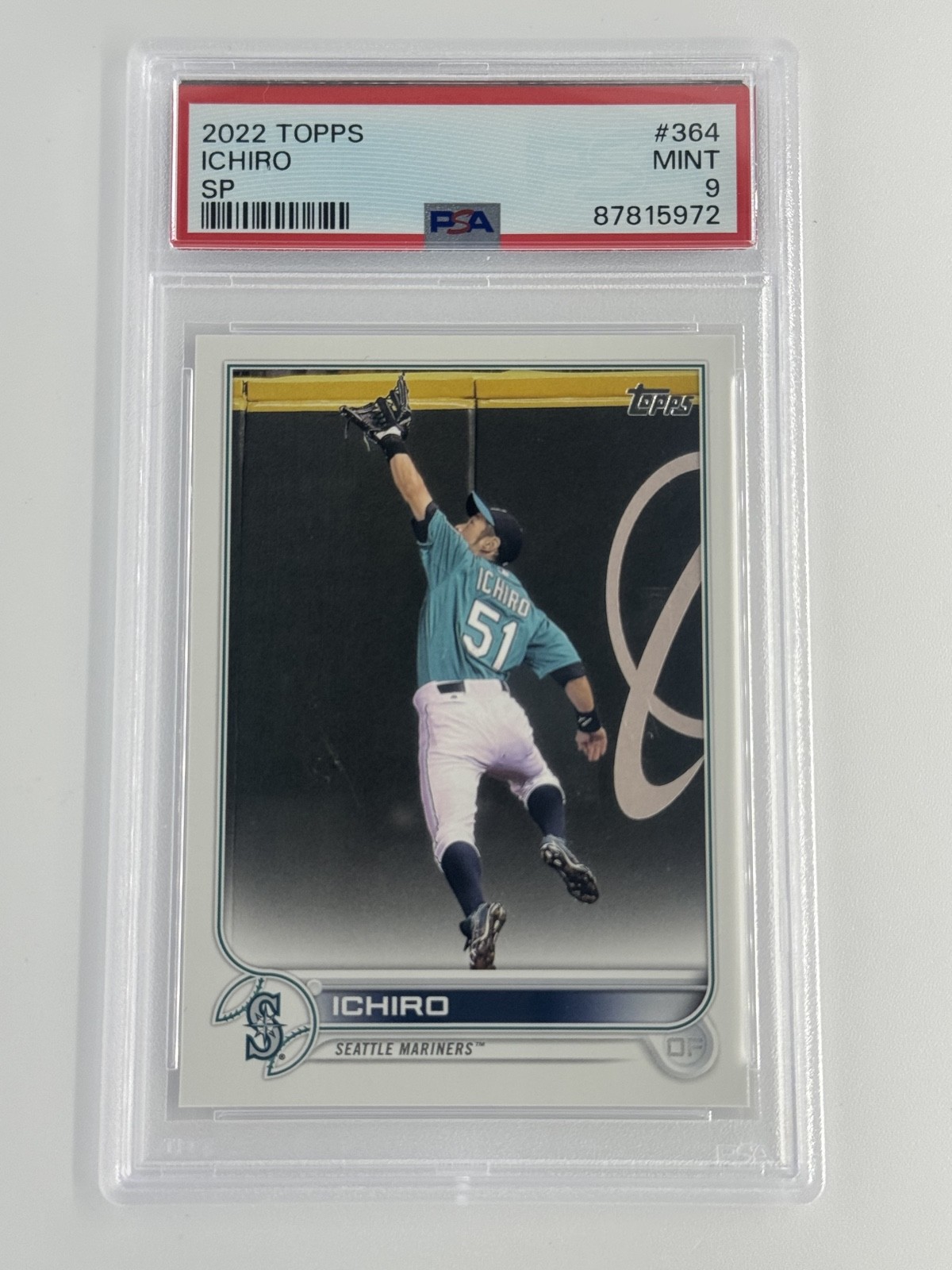 2022 Topps Series 2 - Greats Variation SP Ichiro Suzuki PSA 9