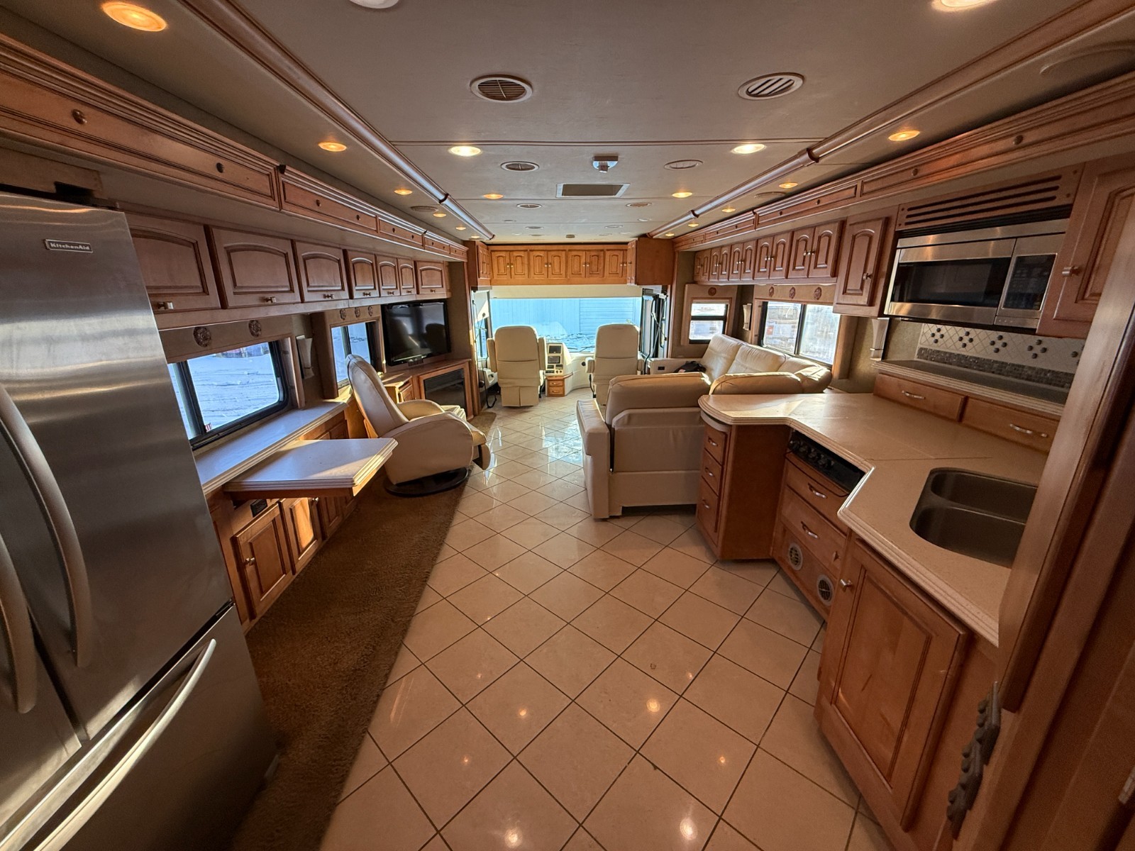 2013 Winnebago Journey 40U