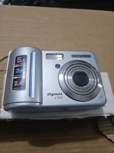 Samsung Digimax S500 5.1MP Compact Digital Camera Silver Tested