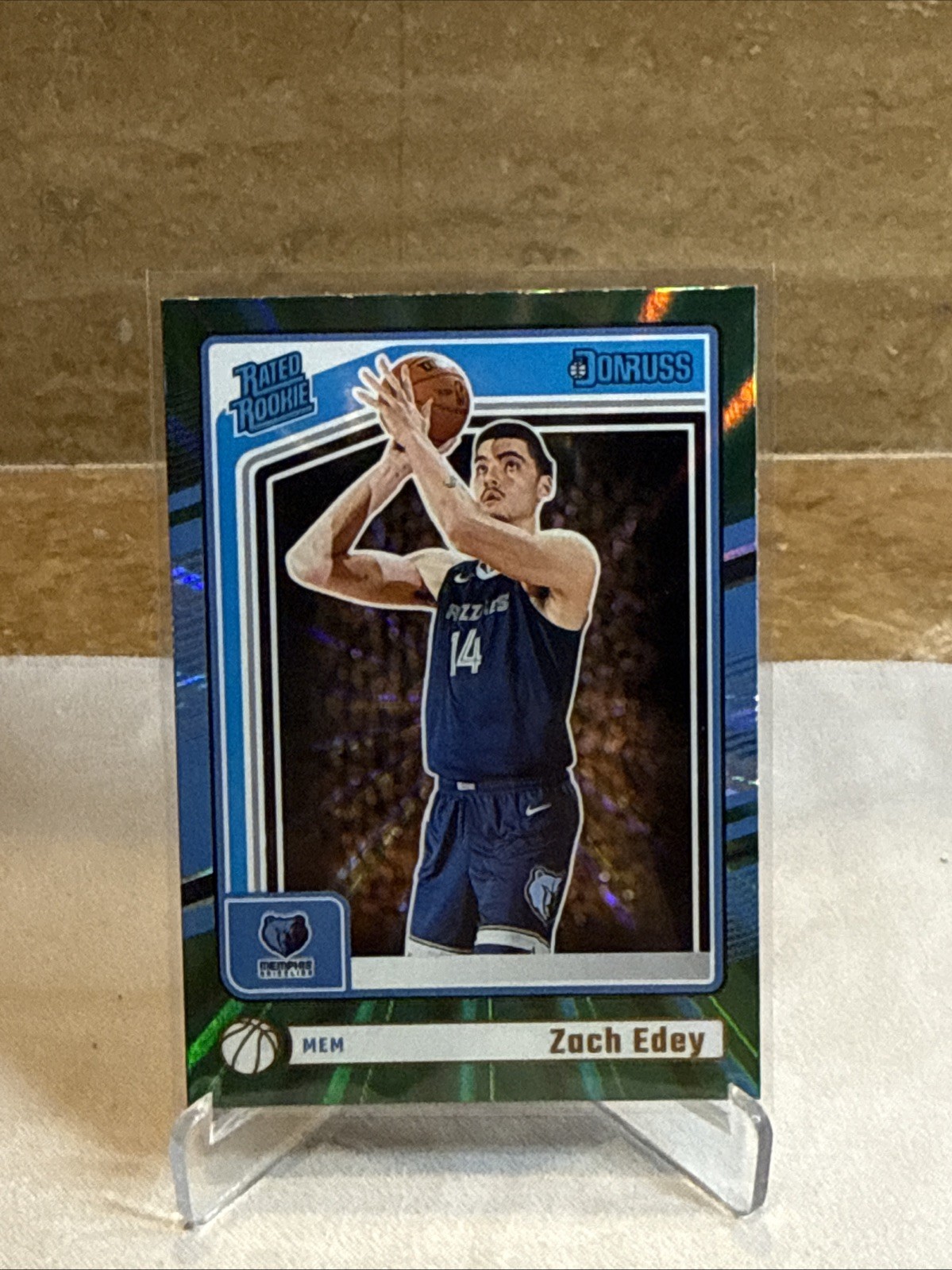 2024-25 Panini Donruss - Rated Rookie Zach Edey #239 Holo Green Laser (RC)