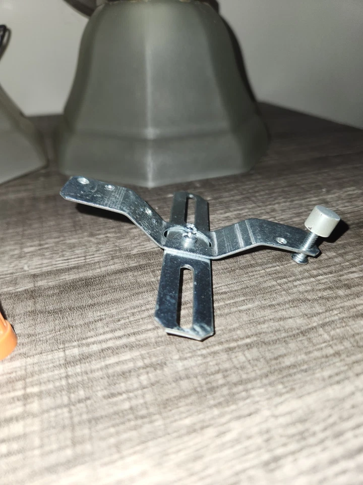 Juego de 2 apliques de pared interiores Hampton Bay Foto 3 de 4