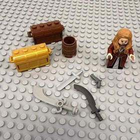 Lego Elizabeth Swann Turner 4181 Pirates of Caribbean Minifigure poc002 w/extras