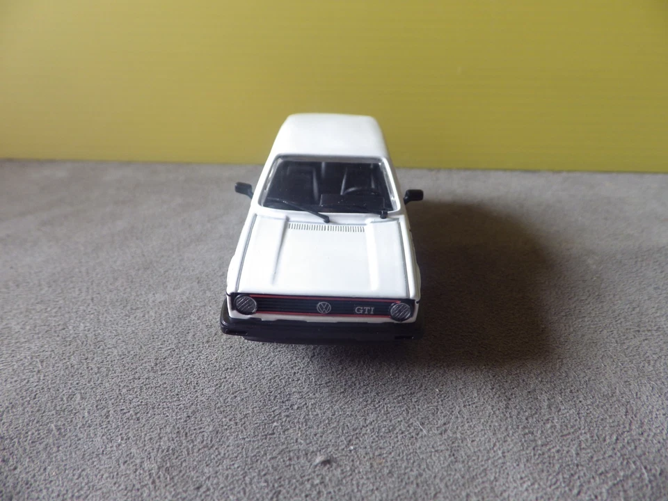 1/43  SOLIDO  GOLF 1 COUPE    DANS  SON EMBALLAGE D ORIGINE - Photo 2/4